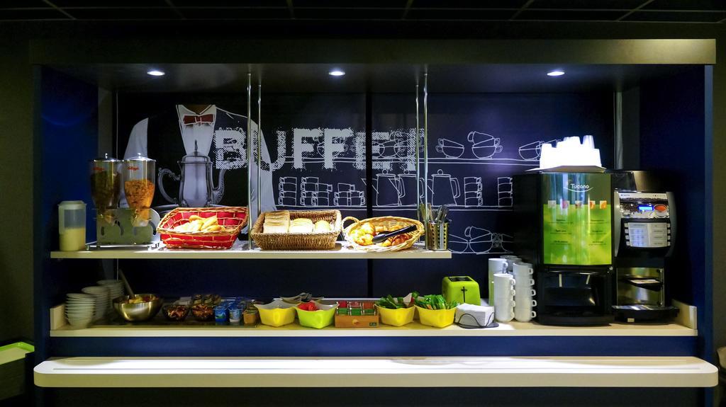 梅茨苏德宜必思快捷酒店 温尼 外观 照片